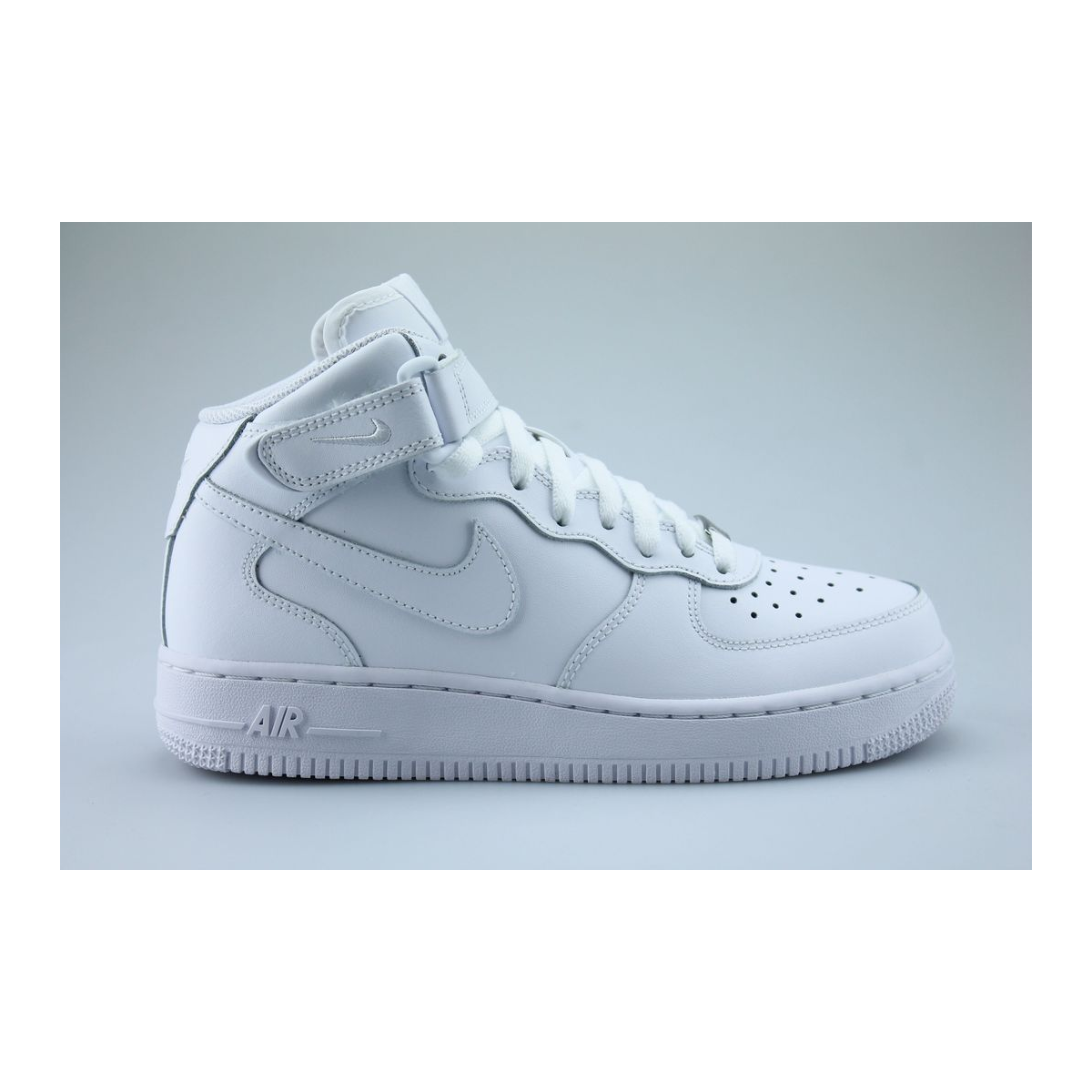 white air force 1 junior