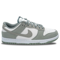 Nike Dunk Low SE Light Pumice